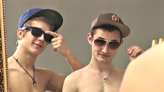 Марко Рид и Рики не могут остановиться, когда встречаются два больших члена