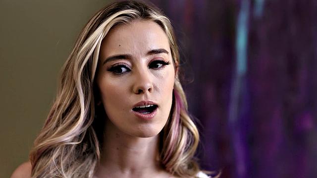 Сабина Руж заводит горячее трио со взрослой Пенни Барбер и дерзкой Хейли Рид