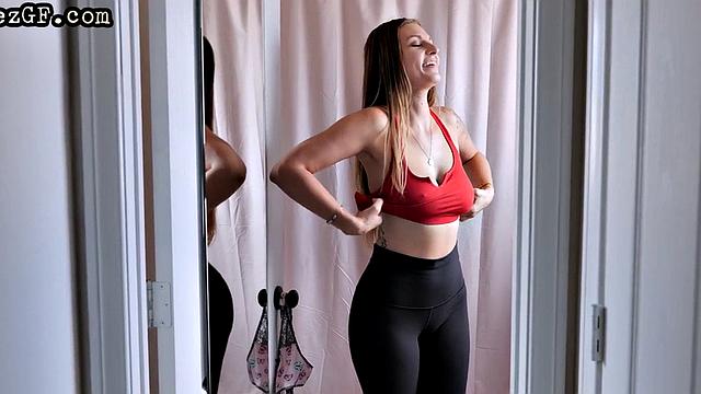 Yoga lesbian facesitting and pussylicking on bed