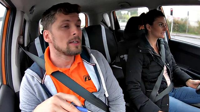 Driving slut pleases her instructor to pass the test