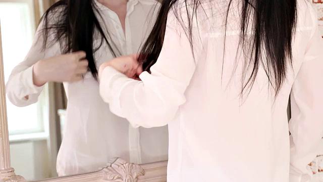 Young Lovers - S6:E1