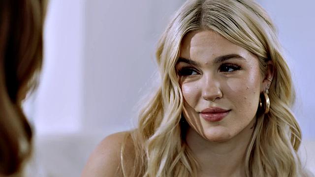 Stunning Lesbian Licking her Love