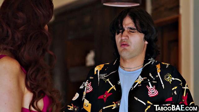 Classy cougar deepthroating studs dick