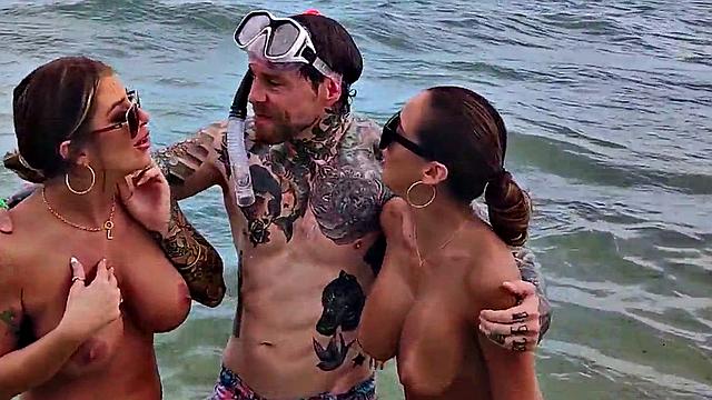 Stunning picked up girls got smashed in homemade video