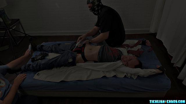 Риэлтор Spiritmonkey получает по заслугам - Spiritmonkey, Nemo, Captain Ryan, Chase & Matt