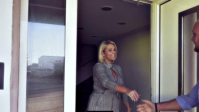 Tinder Date on Good Friday