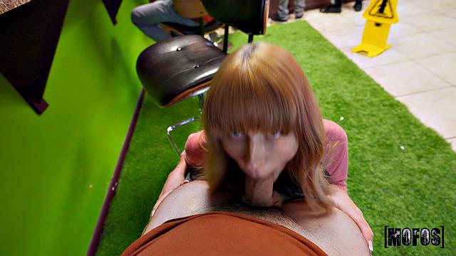 В баре сока - у Винна полный рот веселья