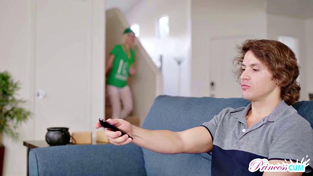 How I Ended Up with My Step Sister On St. Patrick's Day - S5:E8