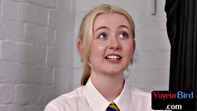 Voyeur college student enjoys show