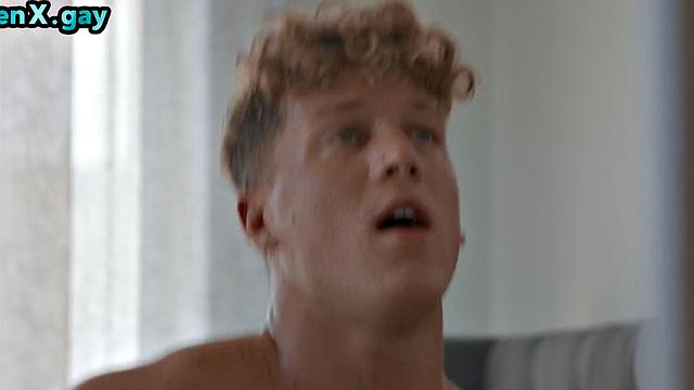 Ripped jock deepthroating lover before bareback on bed