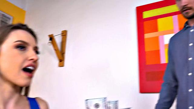 HUNT4K. Beauty with great body nailed in front of her hubby