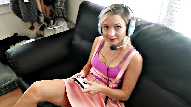 Gamer Babe Plays With Gamer