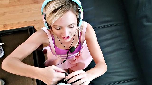 Gamer Babe Plays With Gamer