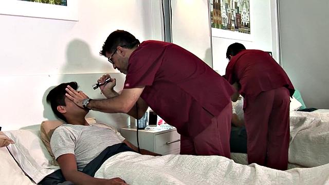 DILF doctor barebacked by latino jock after head