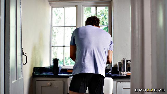 Lookalike Besties Swap, Suck & Swap