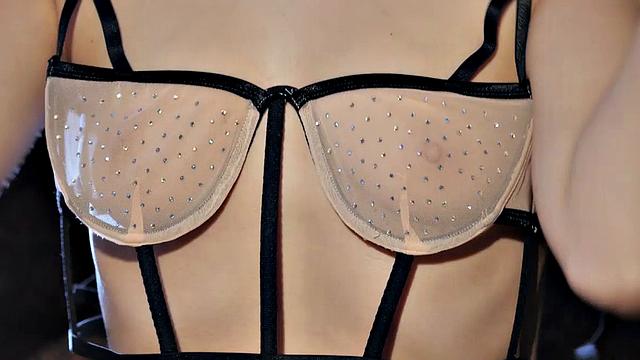 Natural Brunette Jill Kassidy Teases Her Pussy in a Solo Show