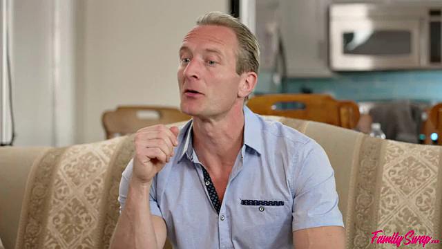 The Easter Swap - Season 5, Episode 1