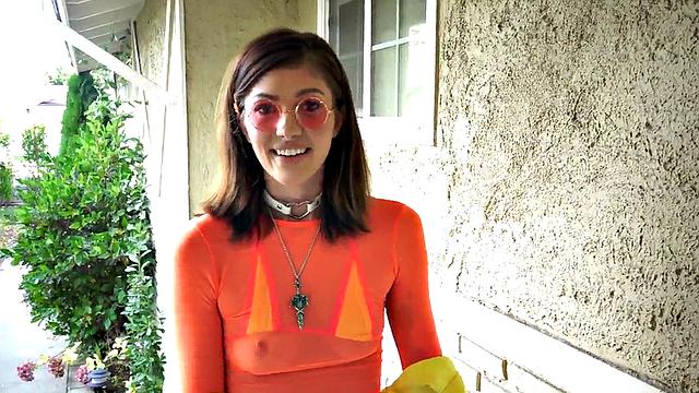 Pissing loving babe in high heels throat by BF