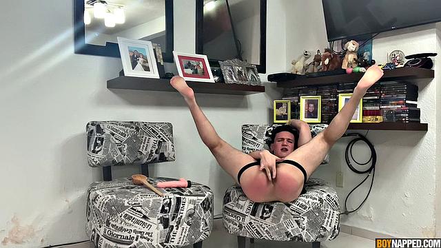 European Jock Luke Enjoys Kink - Luke Bansky