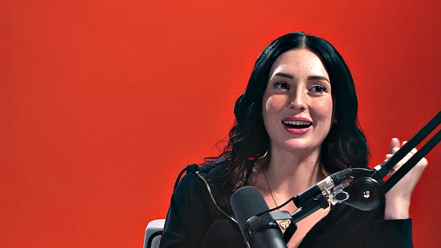 Pussytoying inked babe solo masturbating after casting