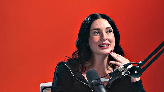 Pussytoying inked babe solo masturbating after casting