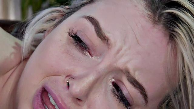 Lezbian sub gaping in 3some analfuckingby lezdom