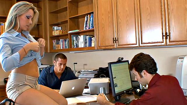 Courtney Cummz takes on two big cocks in the office