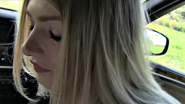 Blonde amateur babe gives directions while getting pounded in doggystyle