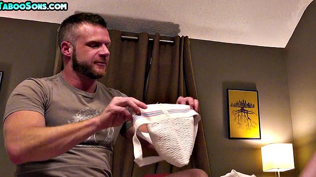 Naive twink barebacked in stepdaddy while home alone