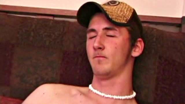 This smoking hot skater boy gets right down to business. Tall and lean, with a well-defined yet boyish body, Michael Whitewood shows off every inch of himself.