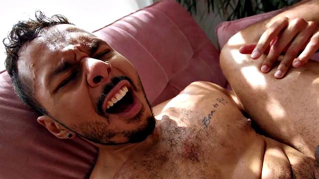 Ink deepthroat jock barebacked by his inked BF