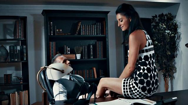 Cougar licked and banged in office by her hubby