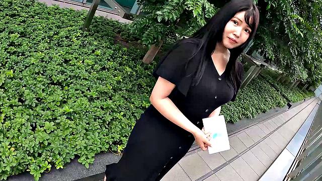 Aina Nanjyo is a model with huge breasts to play with