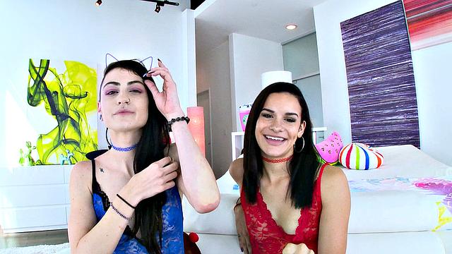 Messy Mistresses Eden And Lydia