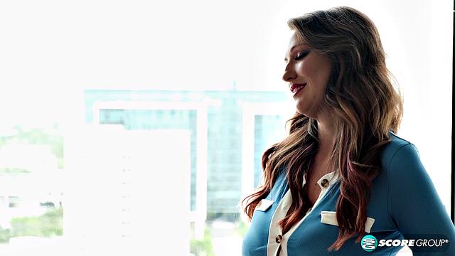 Busty MILF Kat Marie gets her pussy fucked