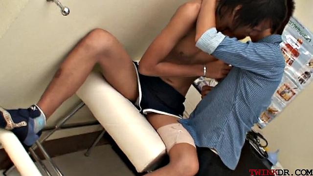 Skinny asian twink loves dick in ass