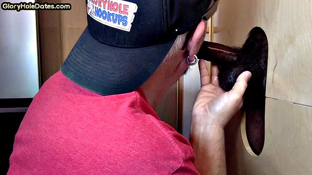 IR gloryhole DILF gets nailed in greedy asshole