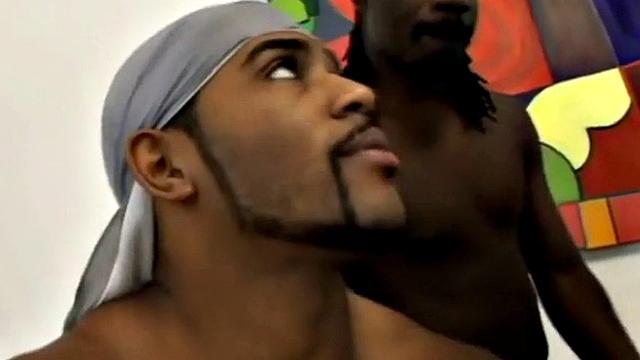 White lady screwed her tight pussy