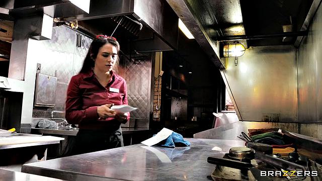 Kitchen Cutie Serves Anal