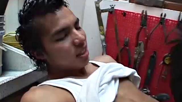 Latinos Paulo and Alejandro find privacy in a work room and quickly get down to business. With both of them naked, the guys share blowjobs, ass rimming and a bit more than a finger fuck.