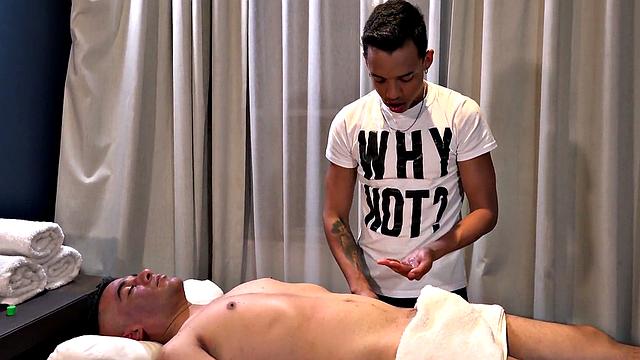 Real DILF on massage fucks Latino twink in his ass