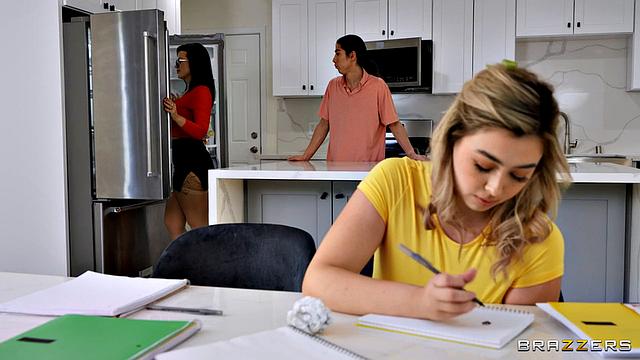 Tutor Tips & Natural Tits