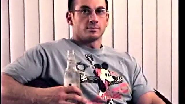 Straight Gianni Gets Handjob