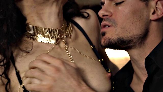 ANALTIME.XXX - Hot Stacy Bloom Gets Her Ass Plumbed And Her Mouth Filled With Cum