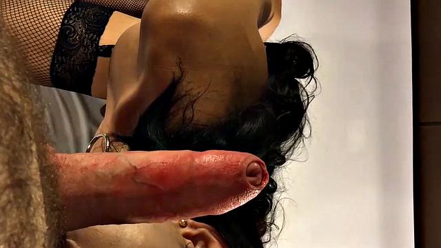 Vava: Mirtor, Mirror on the Wall