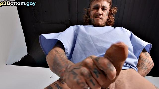 Bareback doctor fucks inked patient during medical check