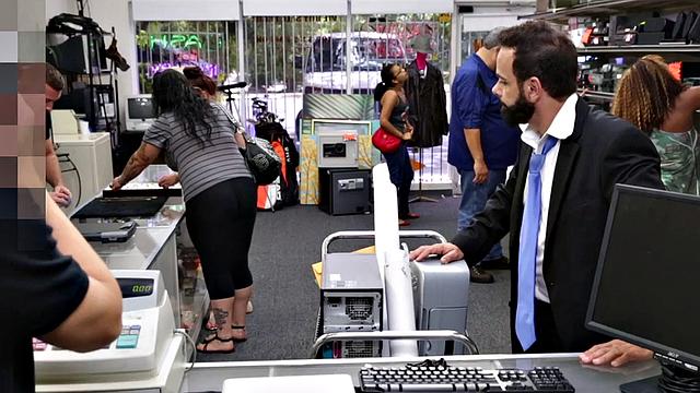 Bareback office sex with boss ends with cumshot in customer's ass