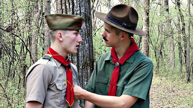 Officer in uniform nails twink ranger's ass in public outdoors