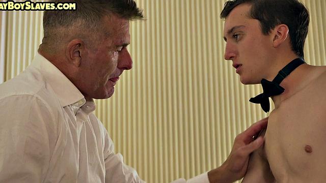 Tiny 21yo barebacked by rimjob-loving DILF