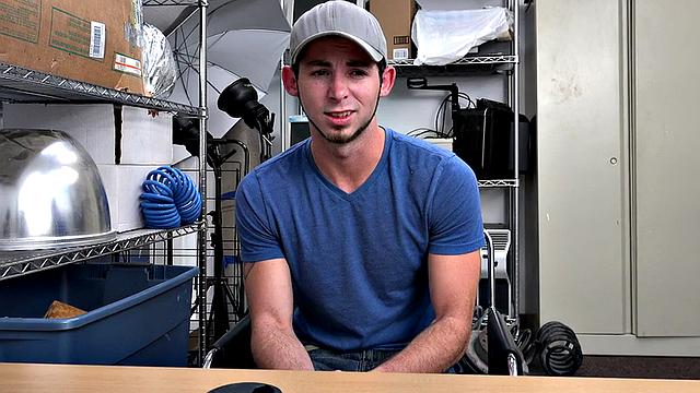 IR white stud gets fucked in POV by black in office